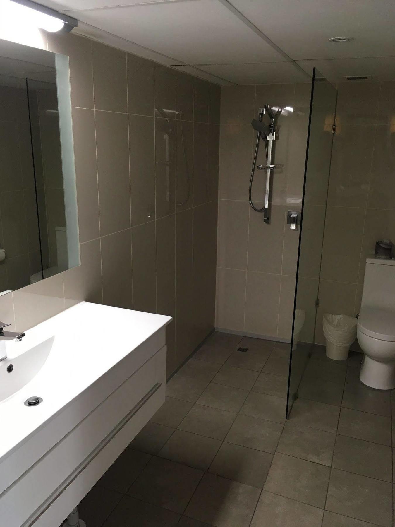 Oxley Court Serviced Apartments Canberra Bagian luar foto