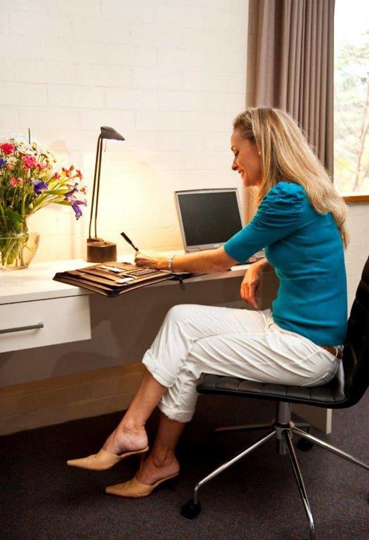 Oxley Court Serviced Apartments Canberra Bagian luar foto